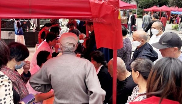 AI赋能“心脑-睡眠”健康，“爱长伴”项目落地八方社区