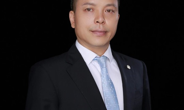 戎装褪尽,法袍加身:军转律师,一群跨体制的法治摆渡人